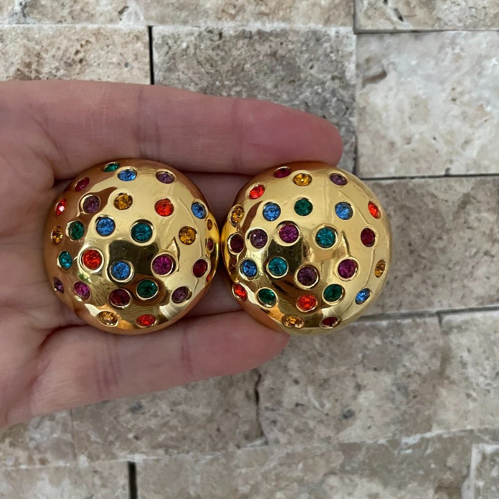 Stunning Gold Tone and Rhinestones Clip Earrings